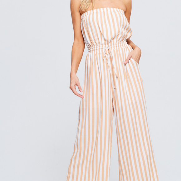 💰⬇️ CRESCENT SUMMER STRIPE JUMPSUIT - Picture 1 of 3